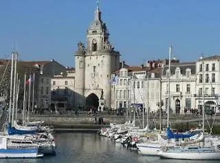 Contact La Rochelle (Charente-Maritime)