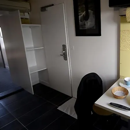 Hotel Contact La Rochelle (Charente-Maritime)