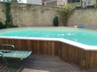 Contact La Rochelle (Charente-Maritime)