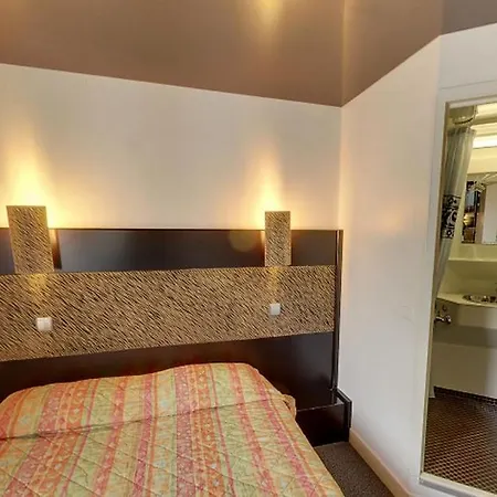 Contact Hotel