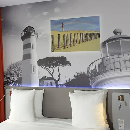 Hotel Contact